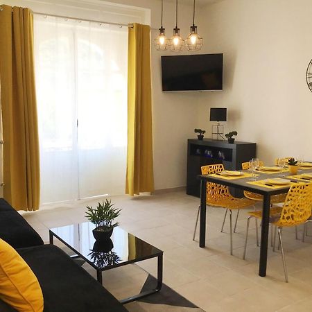 Appartement Lumea 80 M2 Climatise Parking Proche Sanctuaires 루르드 객실 사진